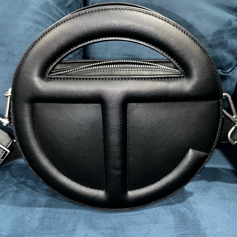 BUNDLE! Black Leather Telfar Circle Bag + Black Leather Telfar Wallet - Picture 2 of 5